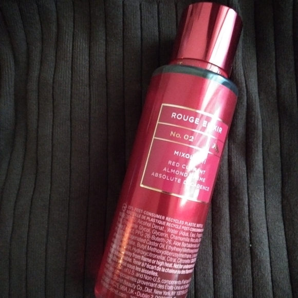 Victoria secret Body mist - Picture 2 of 4